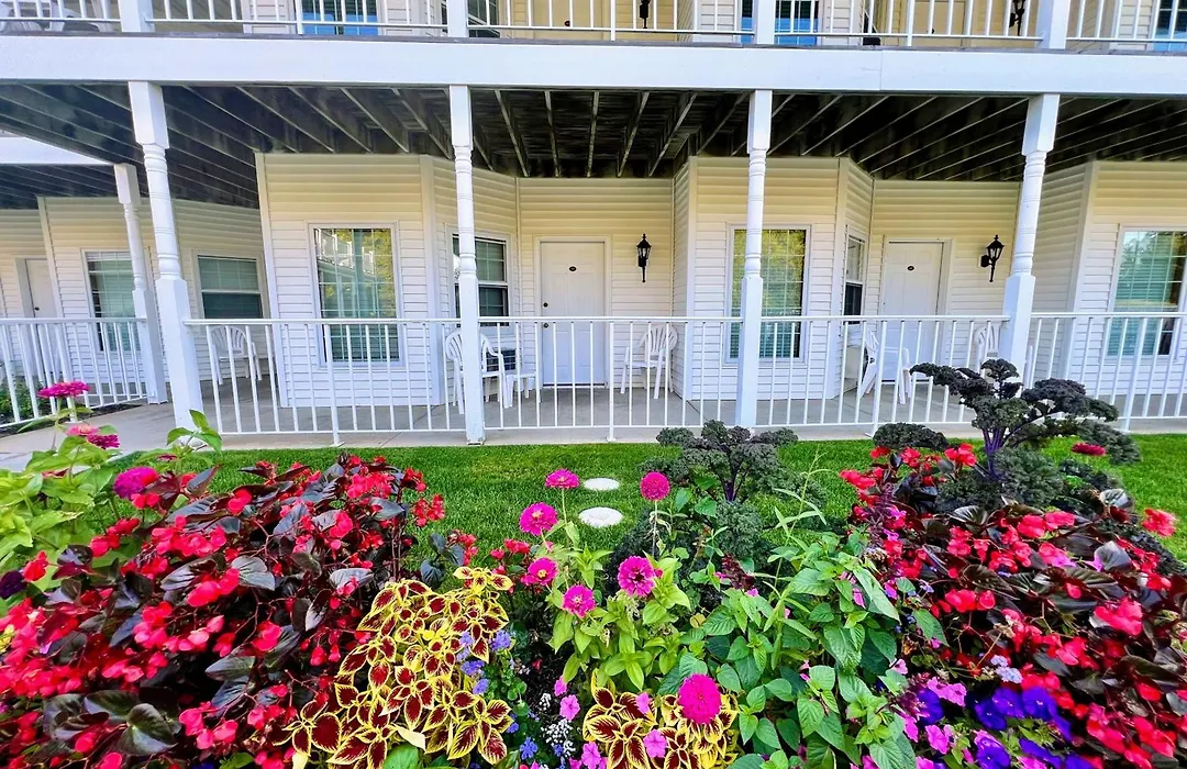 Bay Breeze Resort-1