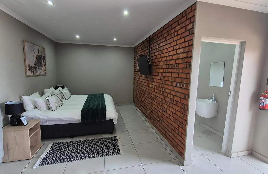 Pro Plants Accommodation-1