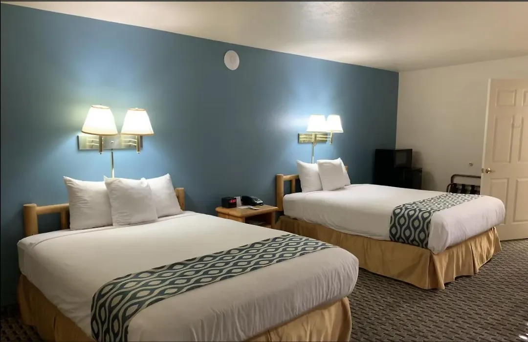 Vermilion Inn-1