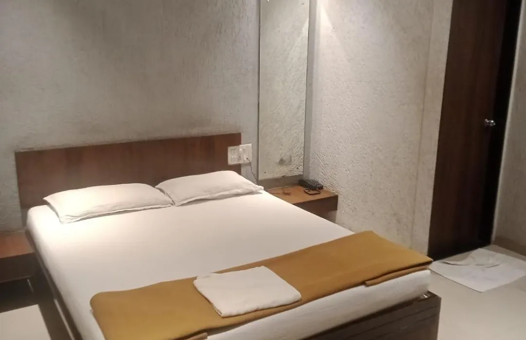 Hotel Tirupati Residency Surat-1