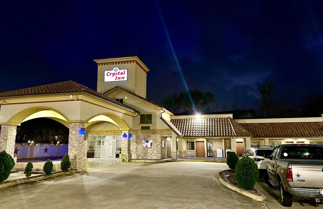Crystal Inn-1