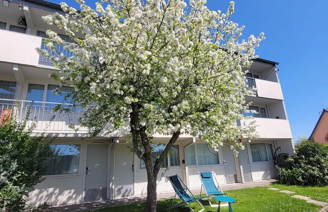 Brit Hotel Quimper Sud Climatise-1