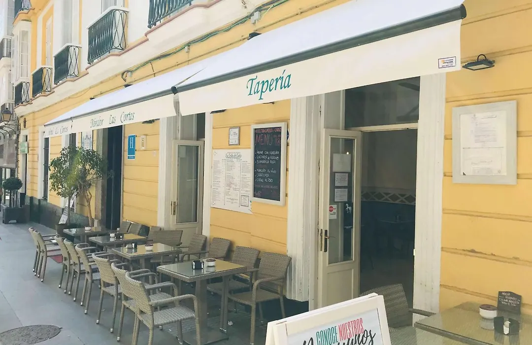 Hotel Boutique Las Cortes De Cadiz-1