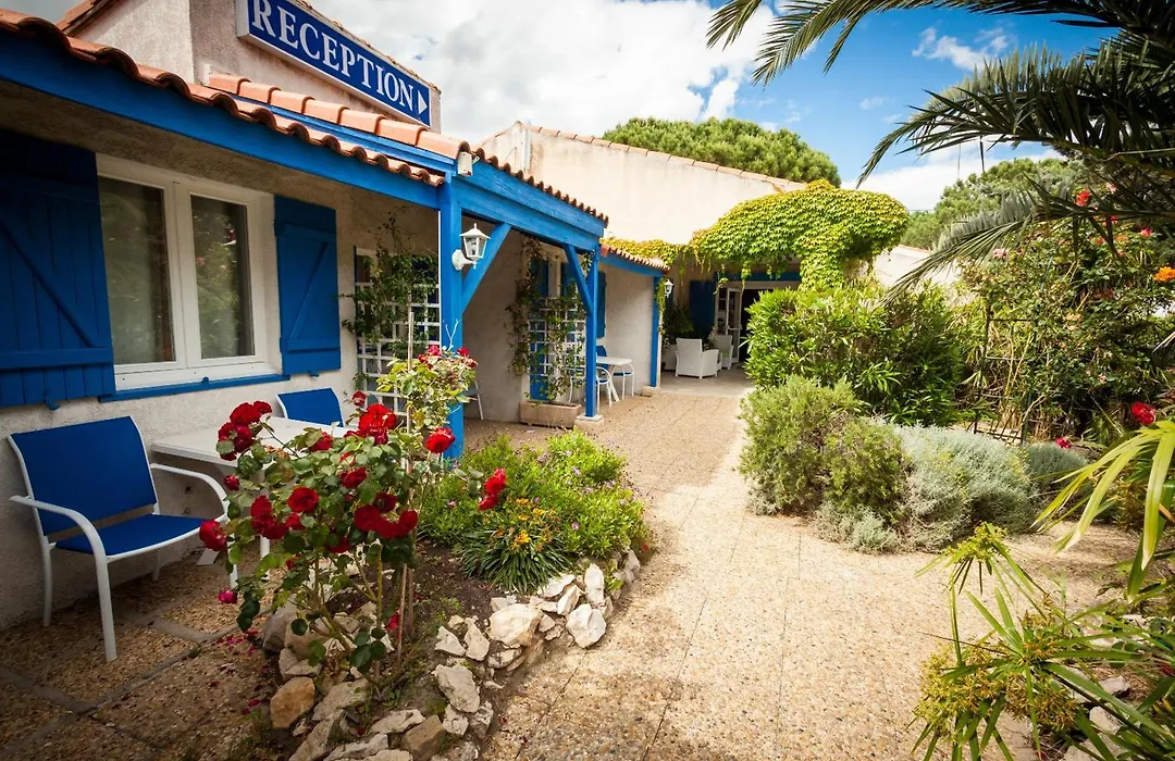 Hotel Des 4 Vents-1