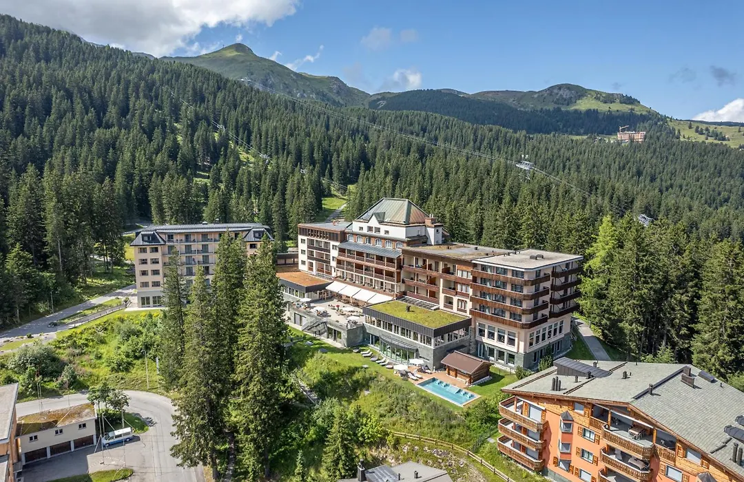 Waldhotel Arosa-1