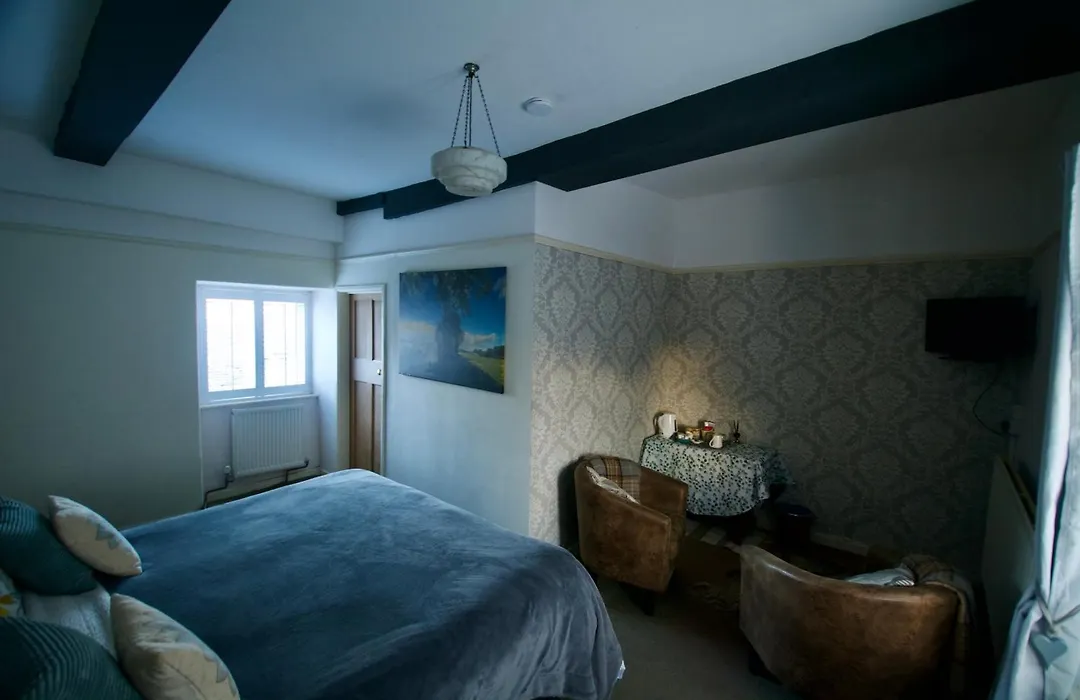 Lea House Bed And Breakfast-1