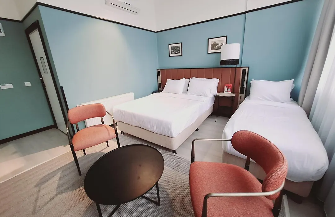 Ea Exclusive Hotel-1