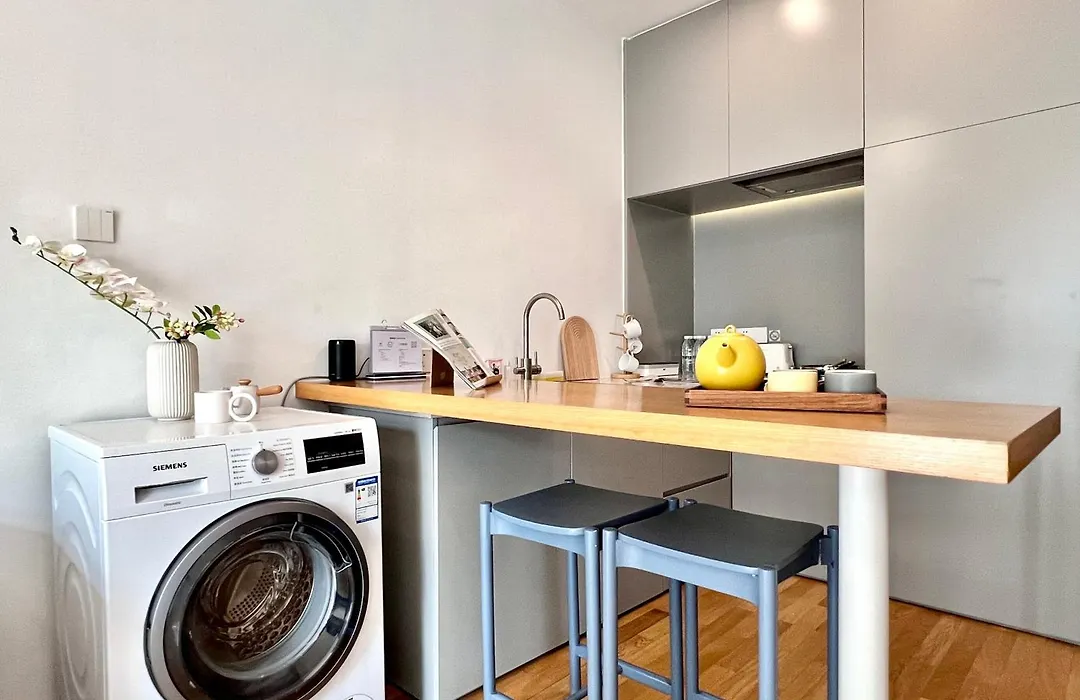 Base-Shanghai Suhe Serviced Apartment, Near East Nanjing Road & People'S Square-1