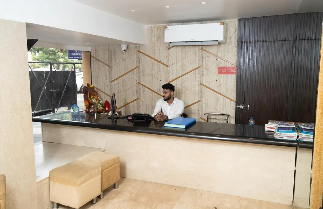 Hotel Jayshree By Anantaay Hotels Near Domestic Airport-1