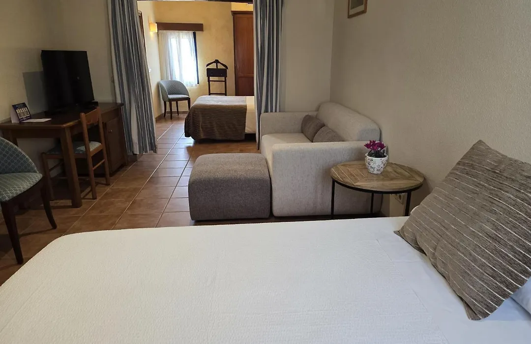 Hotel Sant Joan Masia Restaurant-1