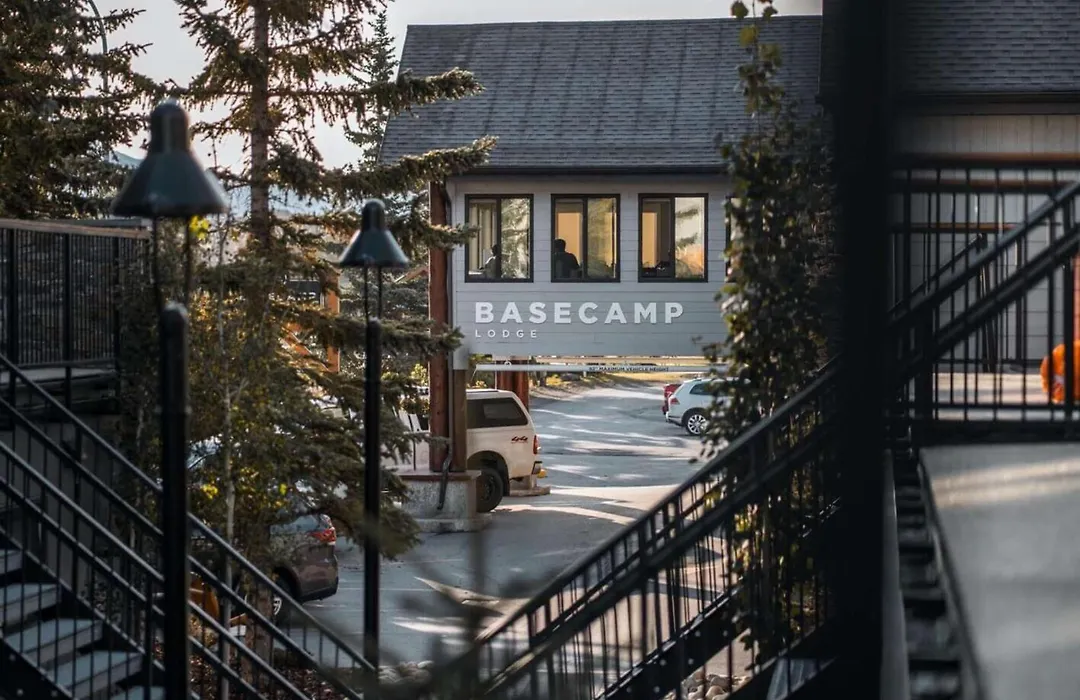 Basecamp Lodge Canmore-1