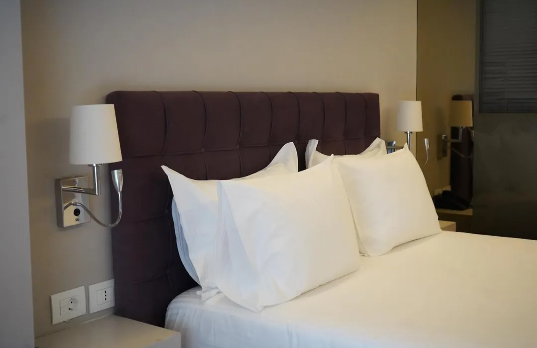 Bougainville Bay Hotel-1