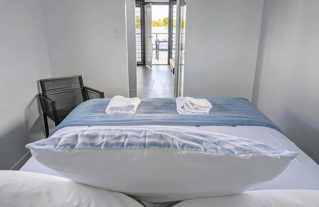 Trinity Islands Holiday Park - Cabin Accommodation-1