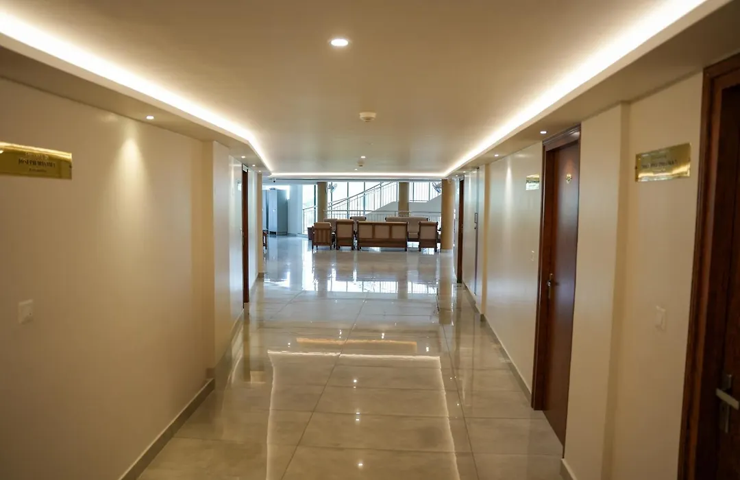 Regency Club-1