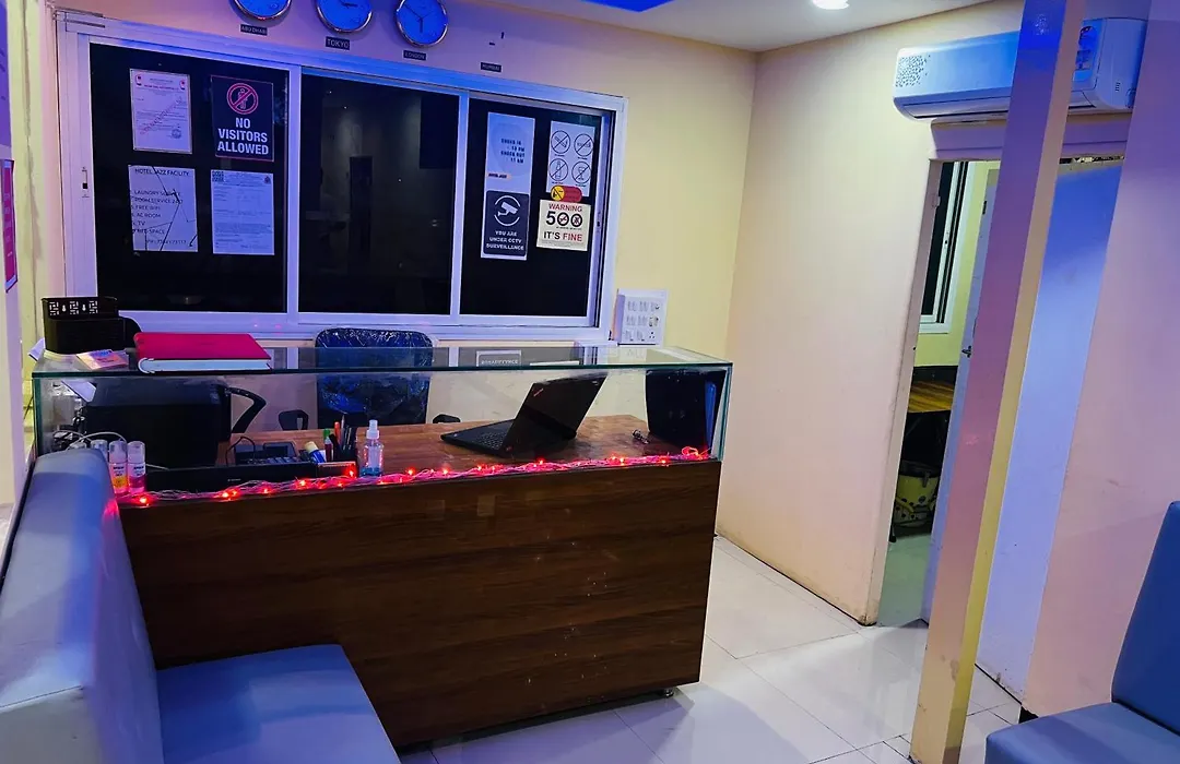 Hotel Jazz & Cabin Stay-1