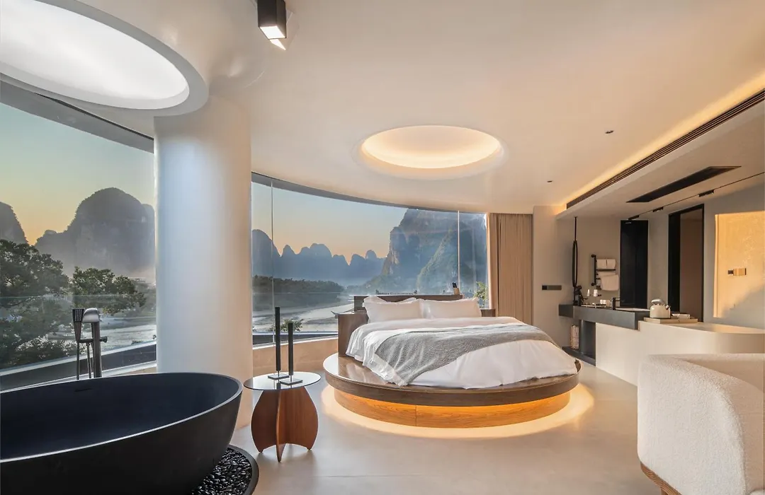 Mochi Luxury River View Resort Hotel-1