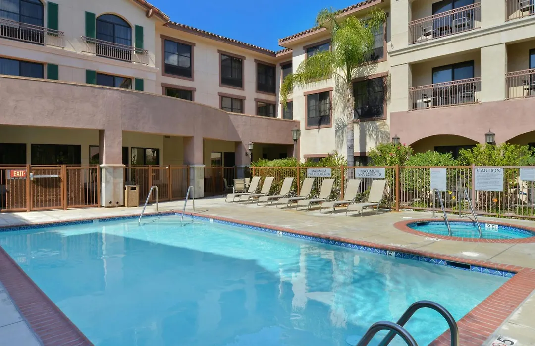 Courtyard By Marriott Thousand Oaks Ventura County-1