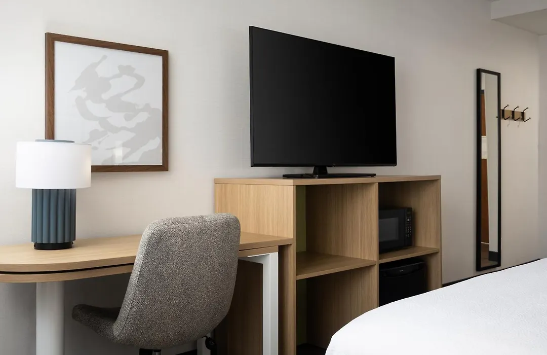 Spark By Hilton Guelph-1