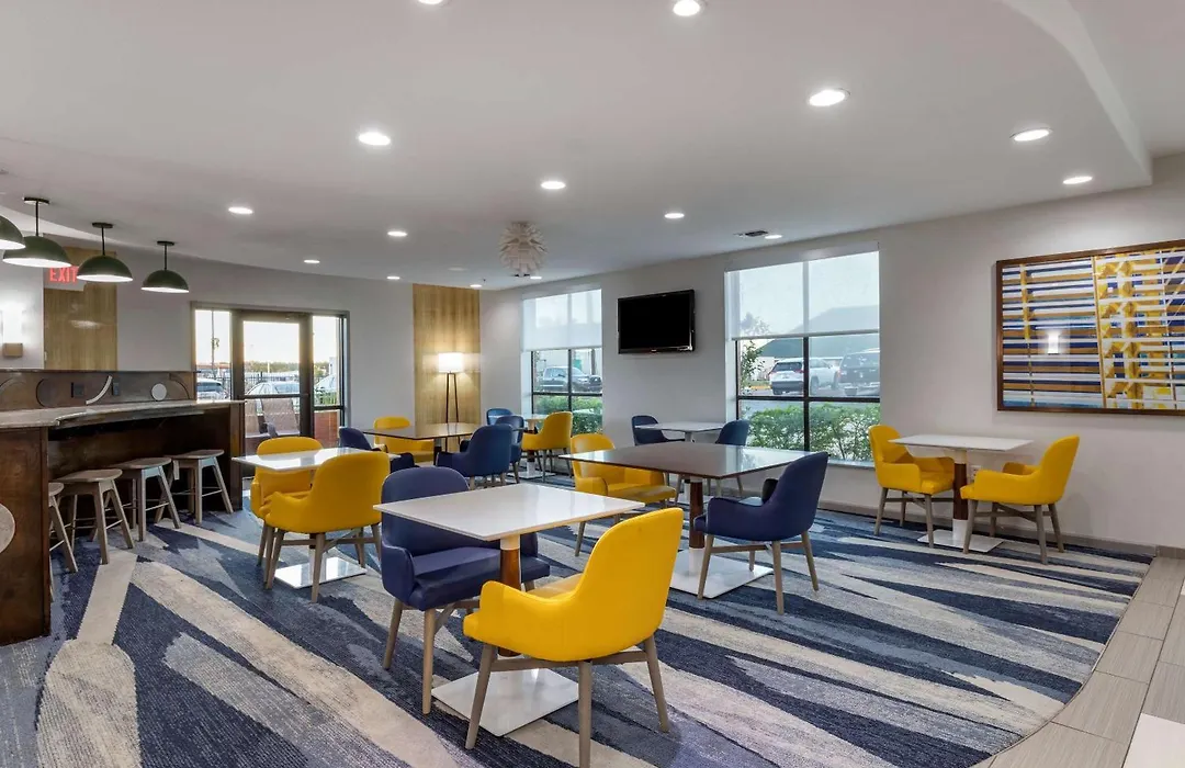 Comfort Suites Natchitoches-1