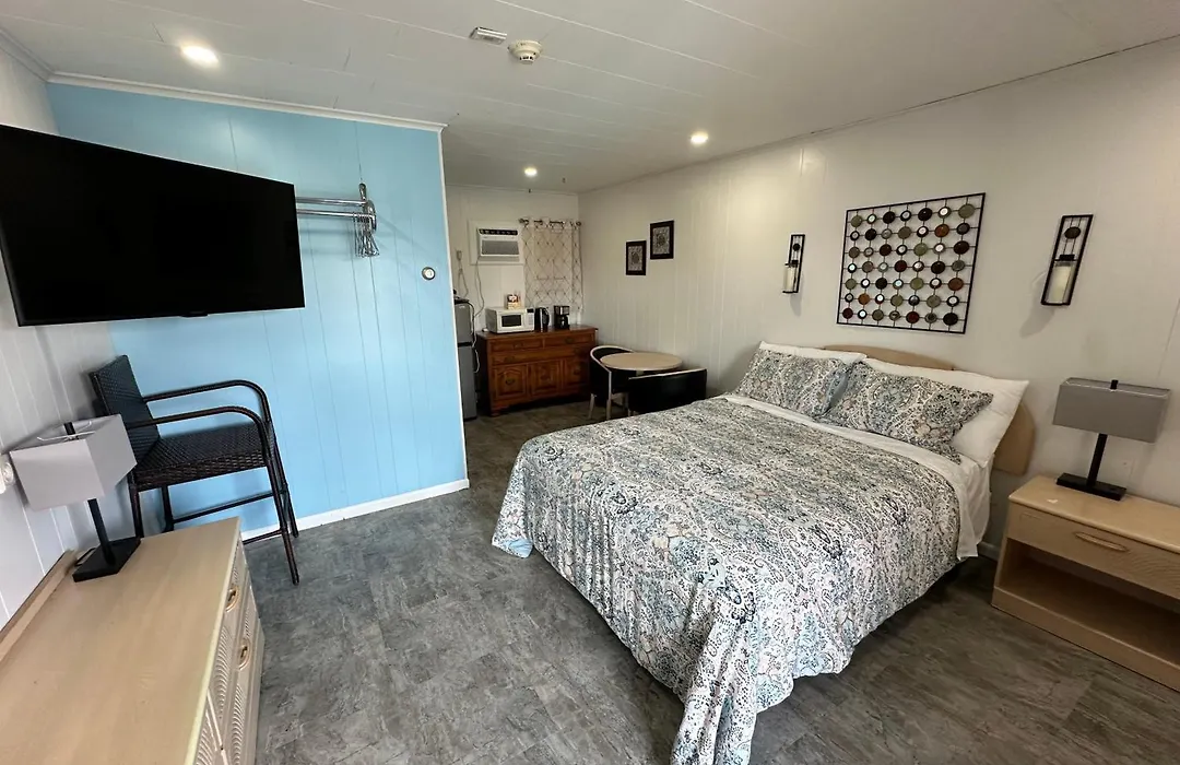 Old Orchard Beach Motel-1
