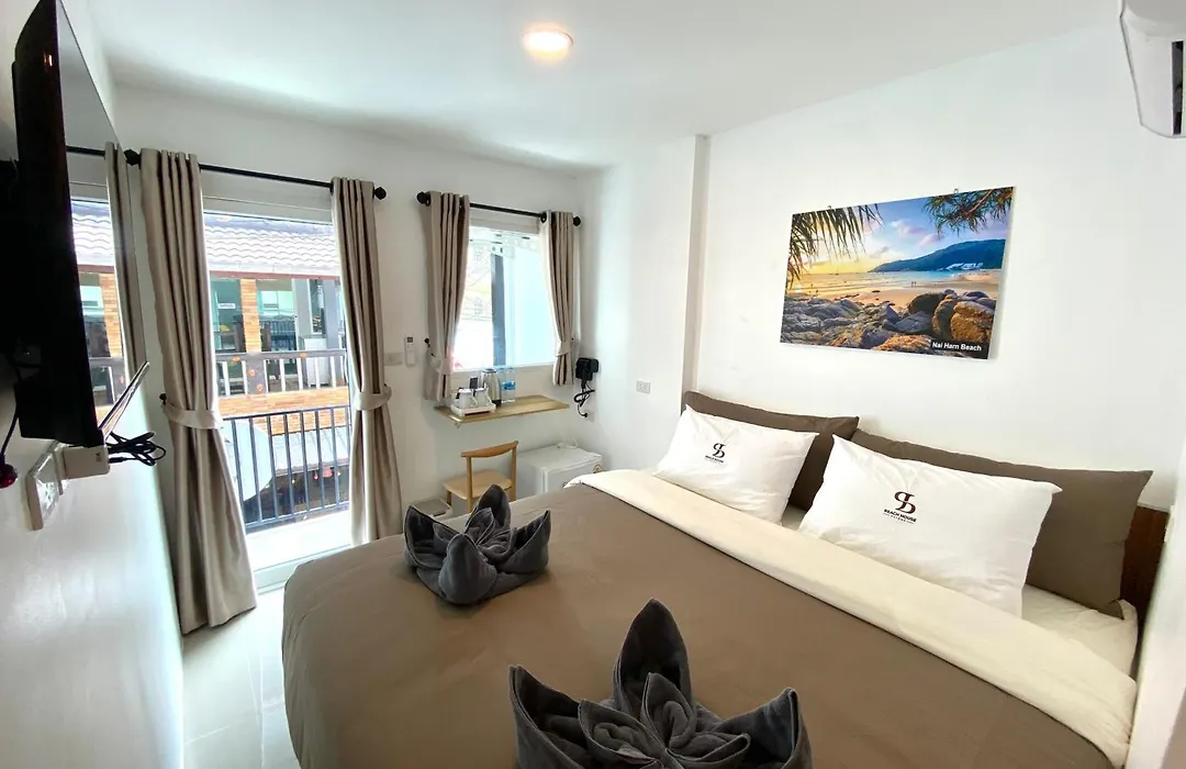 Sj Beach House Patong-1