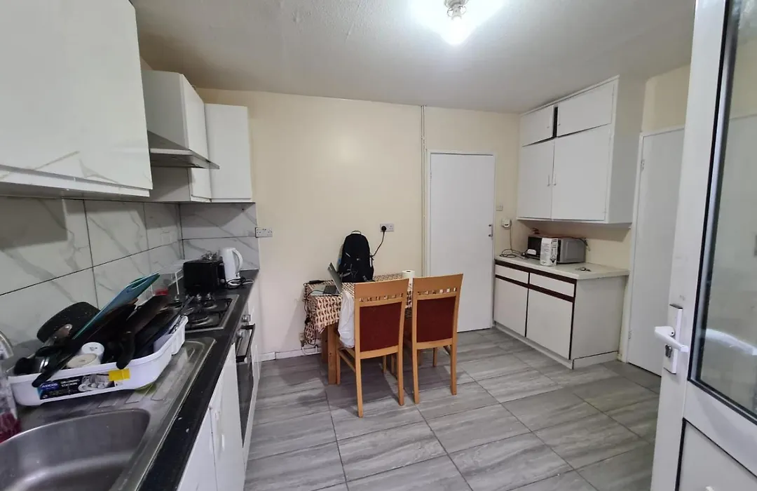 Close To Brunel University West Drayton Heathrow Airport Stockley Park - Ub7-1