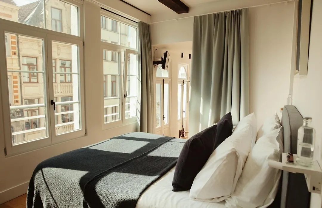 A Place Antwerp - Boutique Suites & Flats - Oude Koornmarkt 1-1