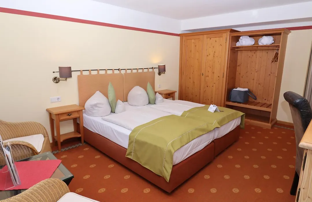 Hotel Gut Schmelmerhof-1