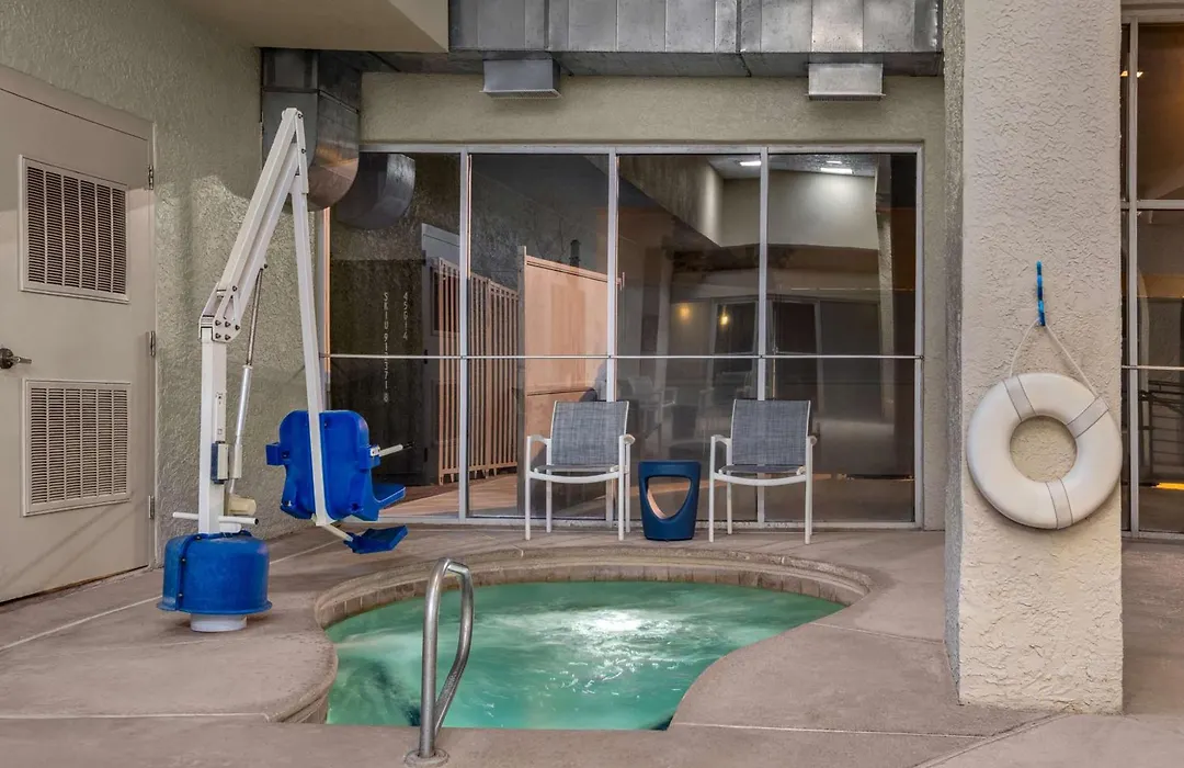 Embassy Suites By Hilton El Paso-1