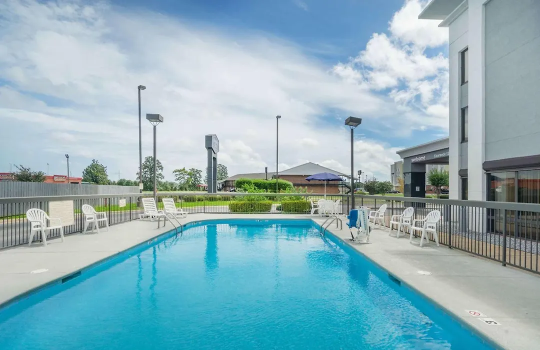 Hampton Inn Jonesboro-1