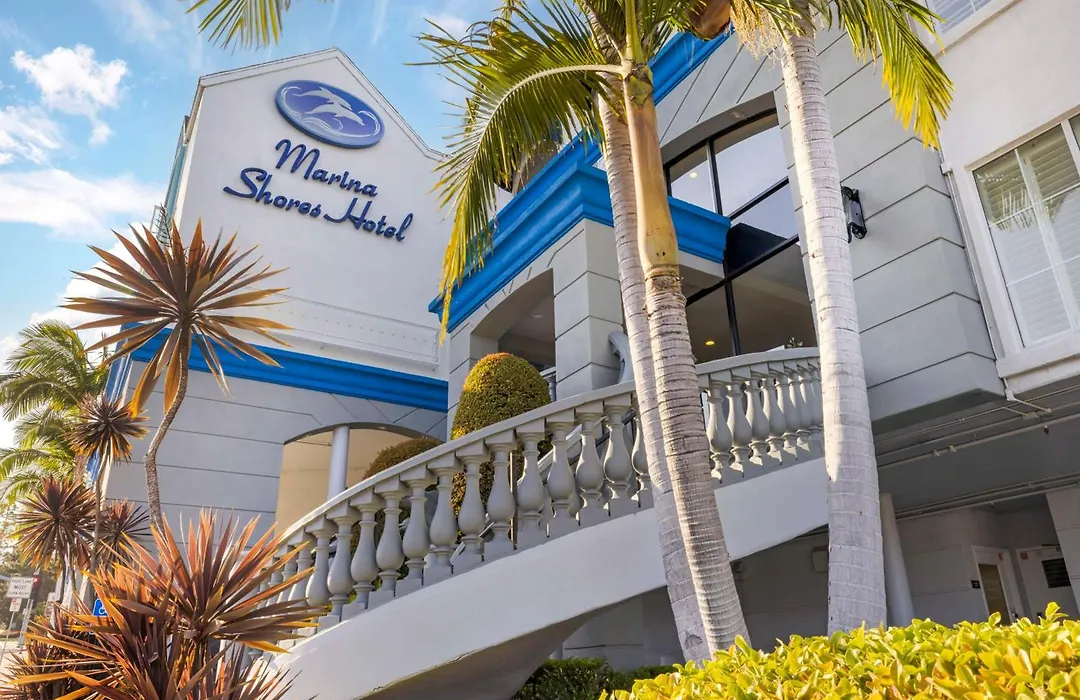 Best Western Plus Marina Shores Hotel-1
