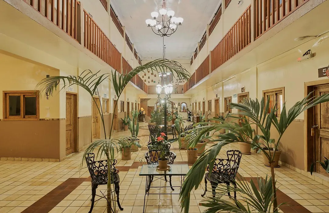 Hotel Cervantino-1
