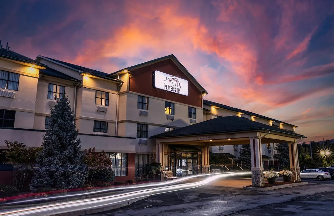 Akwesasne Mohawk Casino Resort And Players Inn Hotel-1