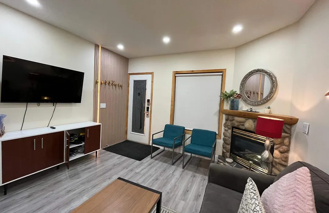 Banff Woods Lodge-1