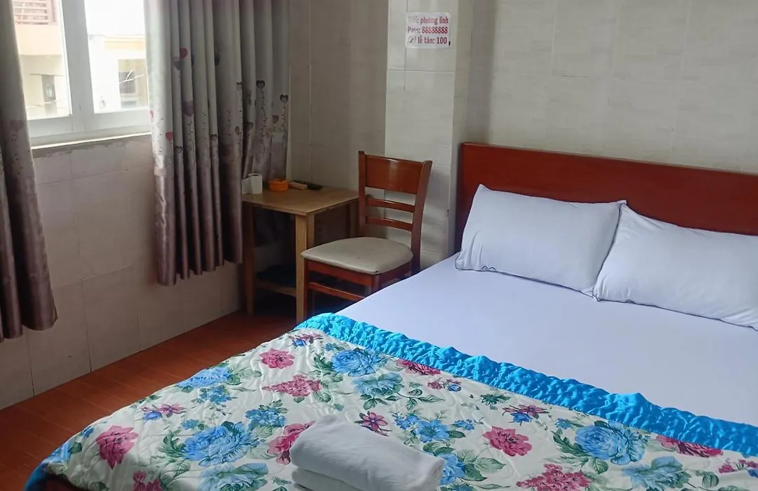 Hotel Phương Linh 360 phạm hùng-1
