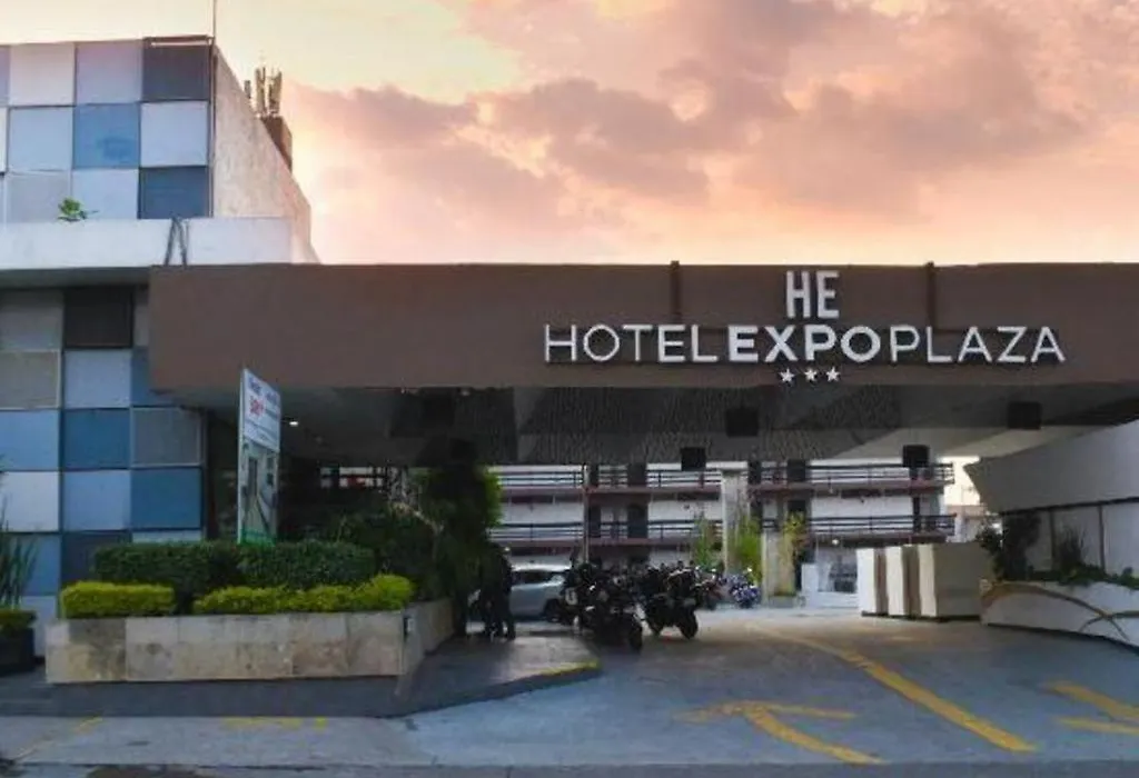 Hotel Portonovo Plaza Expo-1
