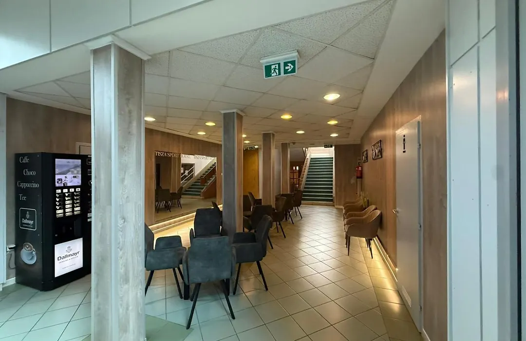Tisza Sport Hotel-1