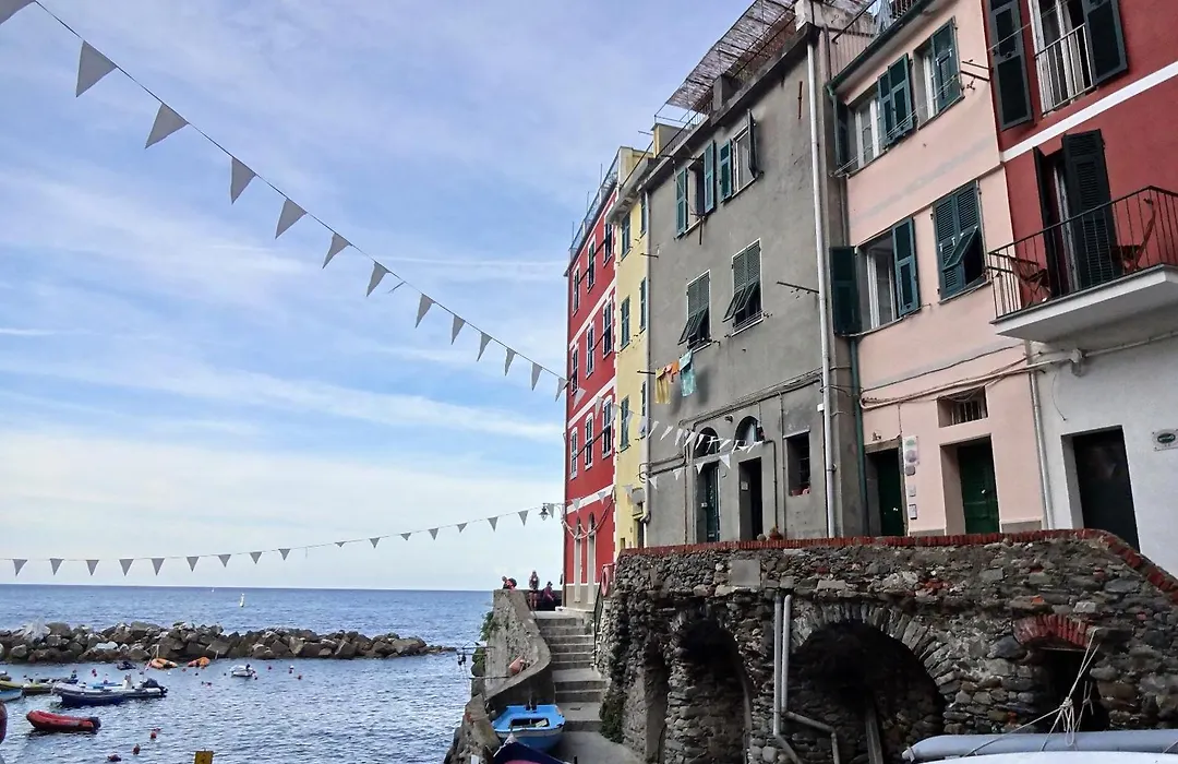 Allo Scalo Dei Mille-1