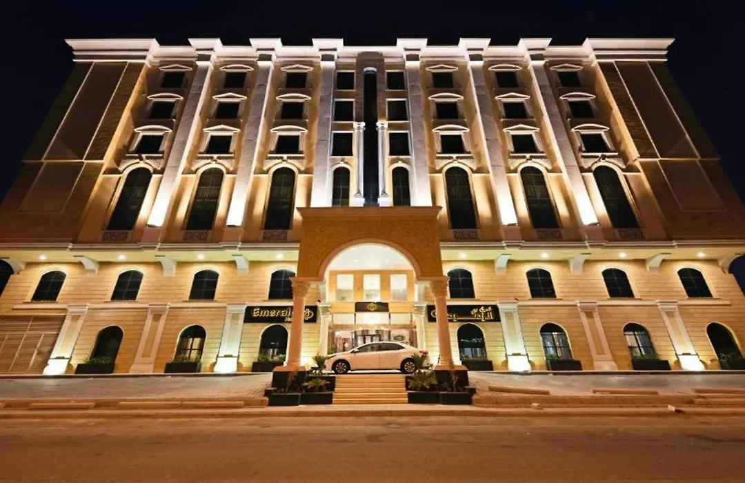 Sunday Emerald Hotel-1