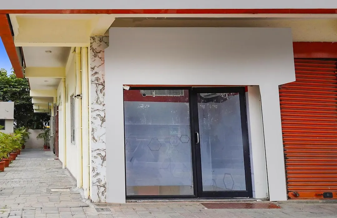 Super Townhouse Bidadi Formerly Royal Garuda-1