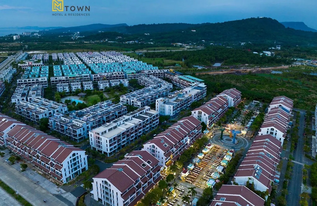 Luxy Park Hotel & Apartments - Mtown-1