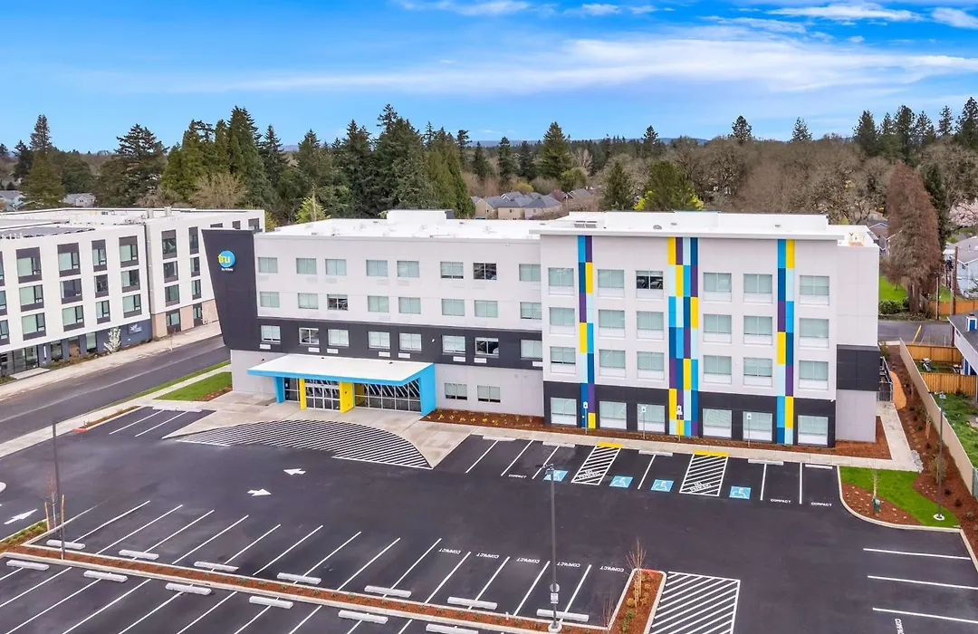 Tru By Hilton Aloha Beaverton-1