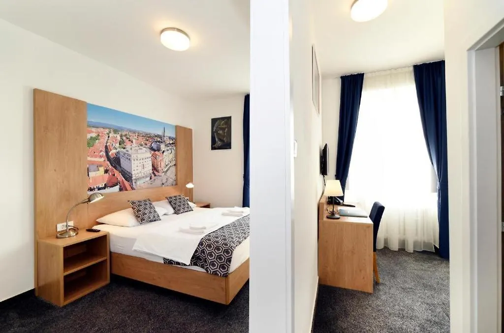 Hotel Orient Zagreb-1