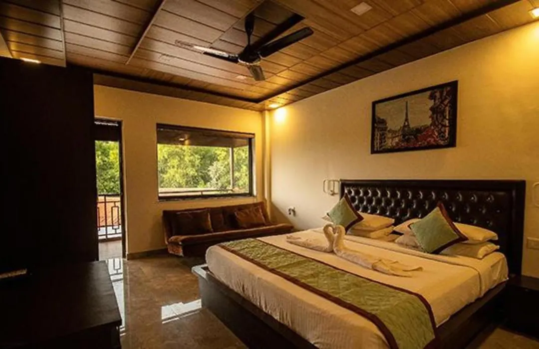 Fabhotel La Gracia Resort-1