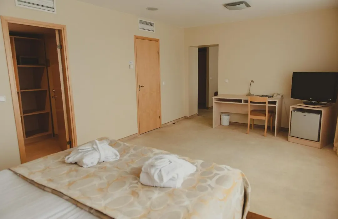 Park Hotel Latgola-1