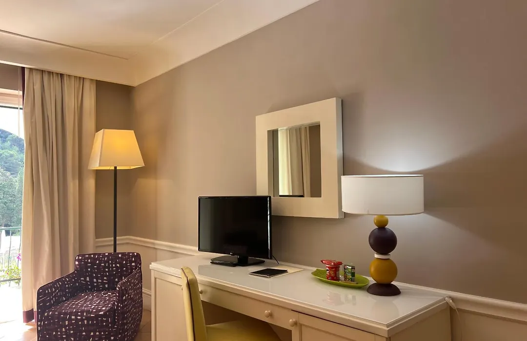 Hotel Della Piccola Marina-1