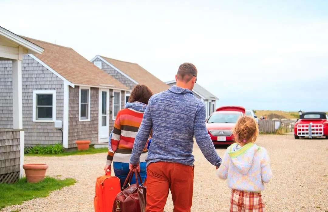 Truro Beach Cottages-1