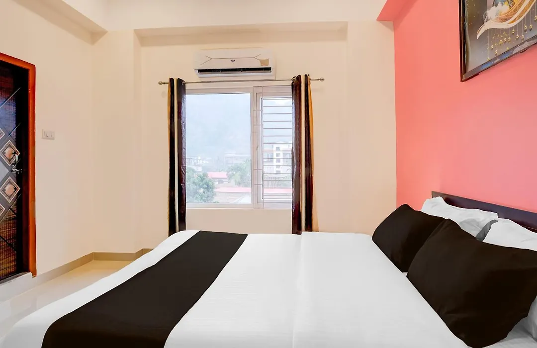 Super Townhouse Khanapara Guwahati Formerly Alpine Inn-1
