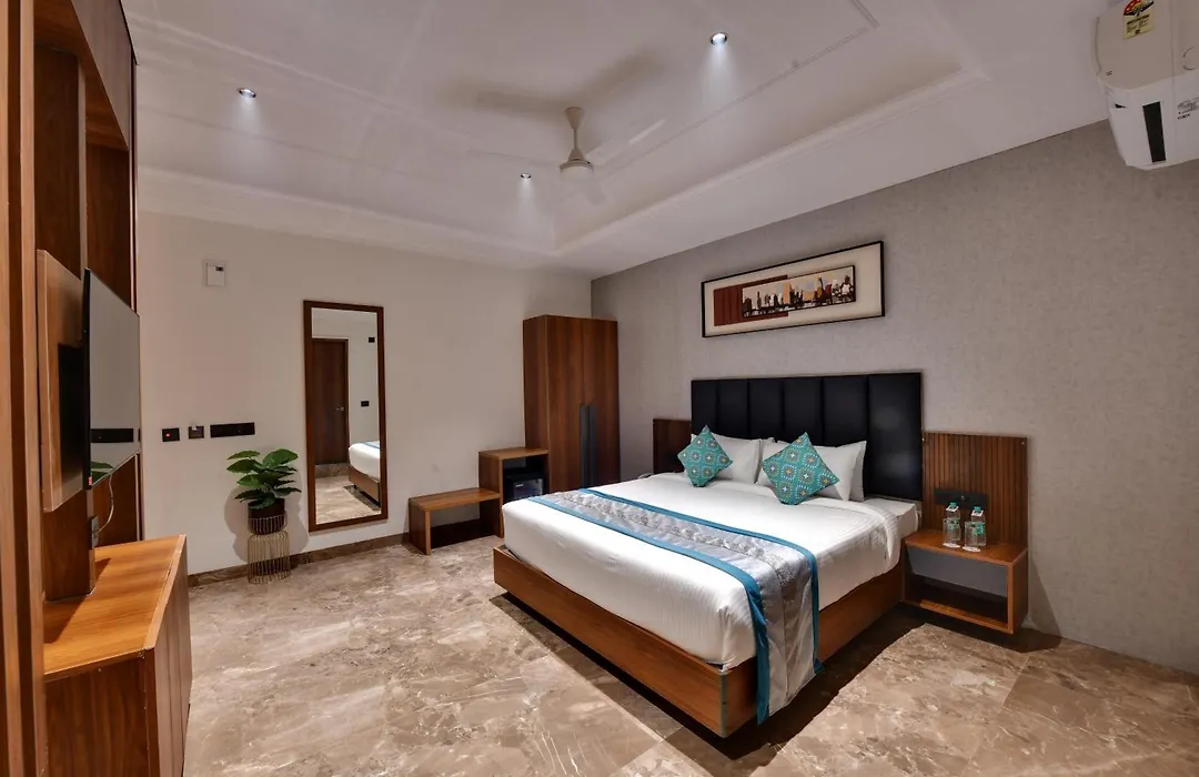 Click Hotel Shamshabad - Hyderabad Airport-1