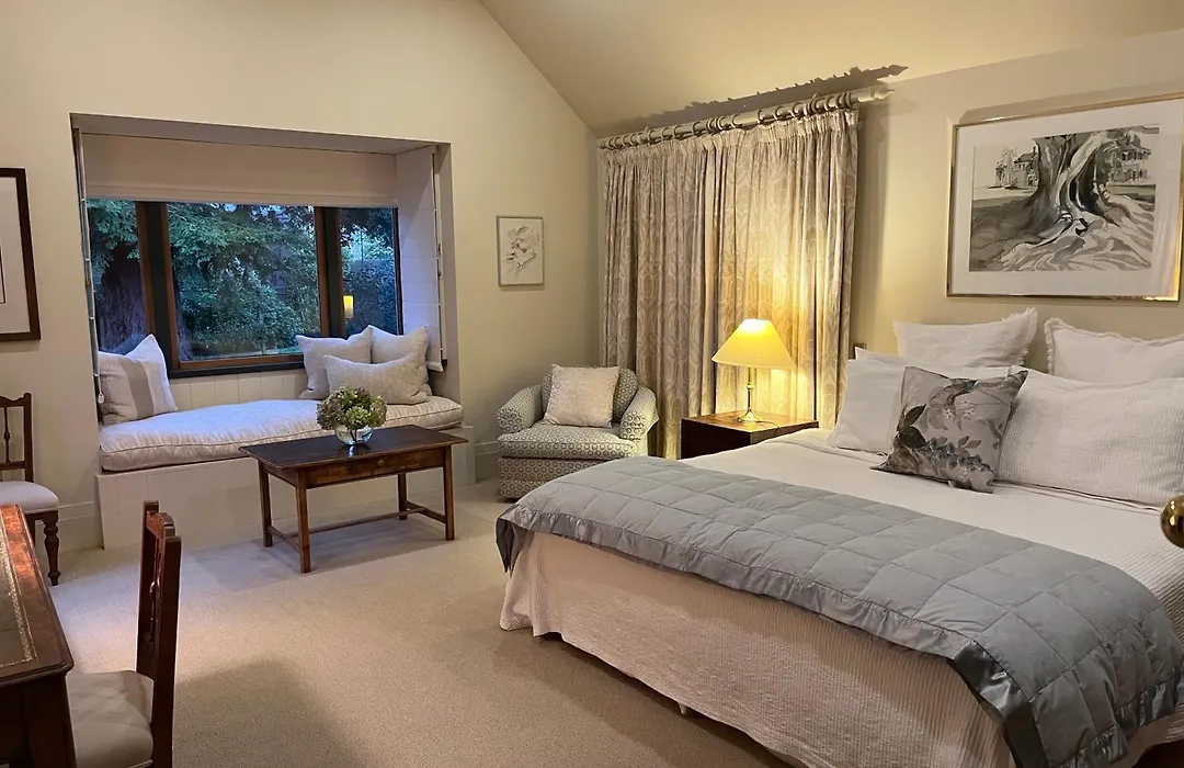 Westwood Country House Guest Suites-1